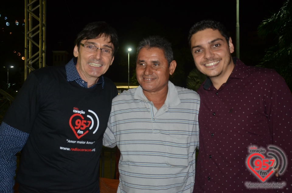 Show de Jorge Pai e Jorge Filho na praça Antônio João