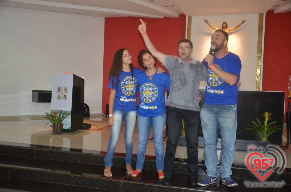 Celina Borges ministra retiro do Enchei-Vos em Dourados