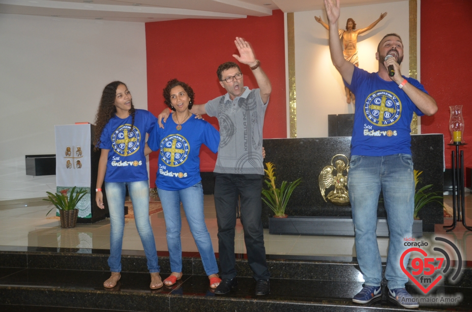 Celina Borges ministra retiro do Enchei-Vos em Dourados