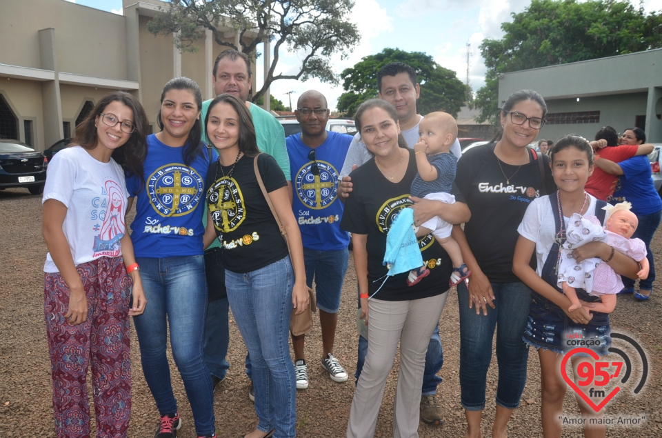 Celina Borges ministra retiro do Enchei-Vos em Dourados