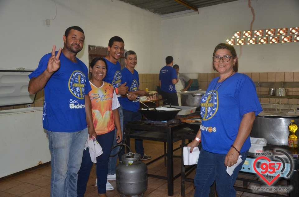 Celina Borges ministra retiro do Enchei-Vos em Dourados