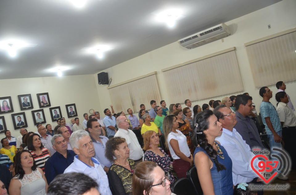 Sessão solene marca abertura dos trabalhos da câmara de Itaporã em 2017
