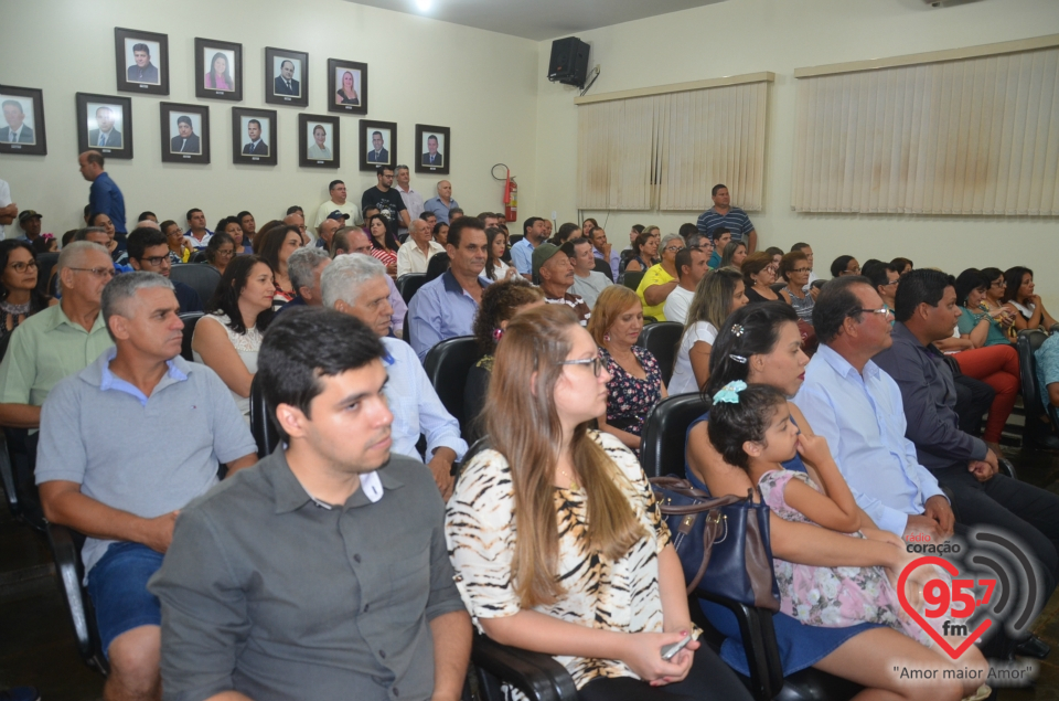 Sessão solene marca abertura dos trabalhos da câmara de Itaporã em 2017