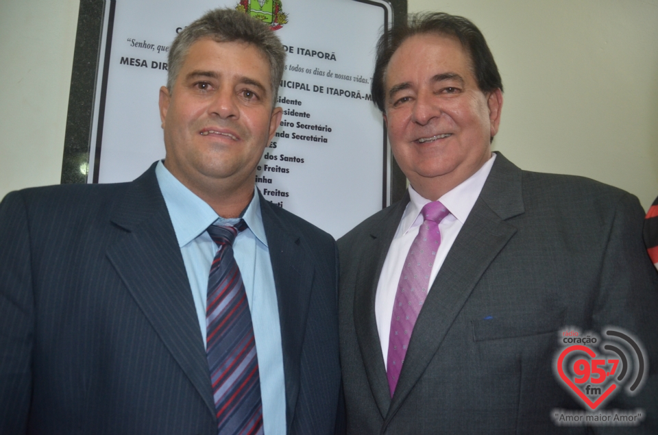 Sessão solene marca abertura dos trabalhos da câmara de Itaporã em 2017