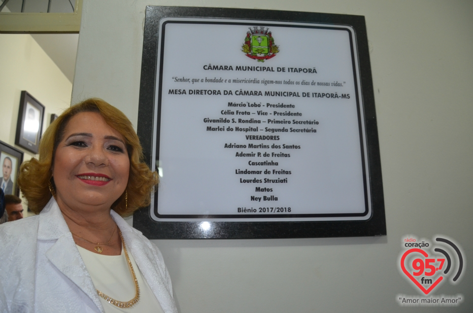 Sessão solene marca abertura dos trabalhos da câmara de Itaporã em 2017