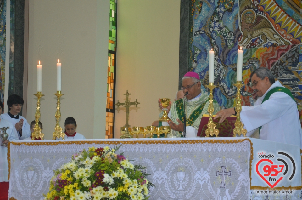 Missa e almoço em comemoração pelo 1 ano de Episcopado de Dom Henrique