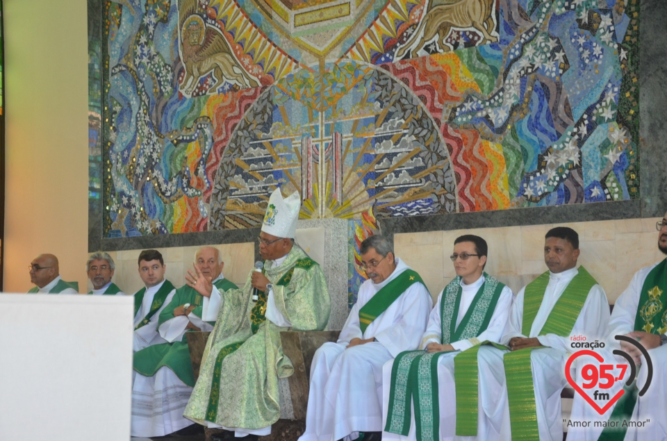 Missa e almoço em comemoração pelo 1 ano de Episcopado de Dom Henrique