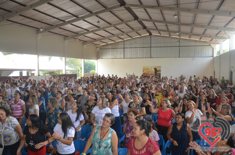 Retiro 'Mulheres de Fogo' com Irmã Zélia