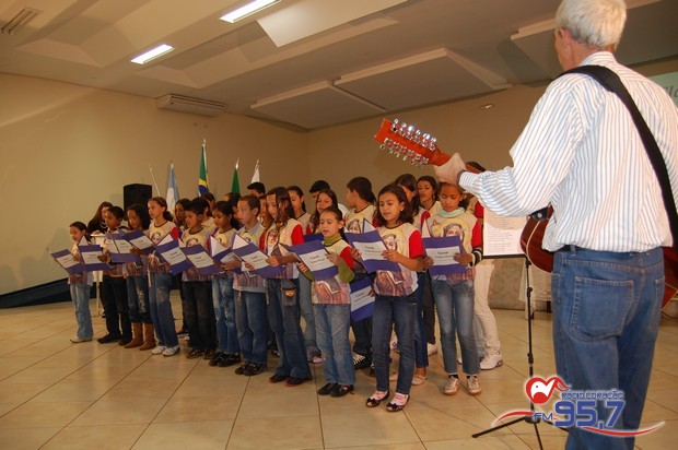 Posse do novo presidente da ACED Dourados Posse do novo presidente da ACED Dourados