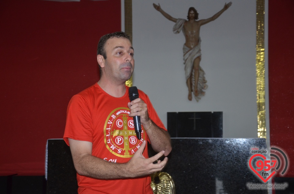 Rodrigo Ferreira na Paróquia Santa Teresinha