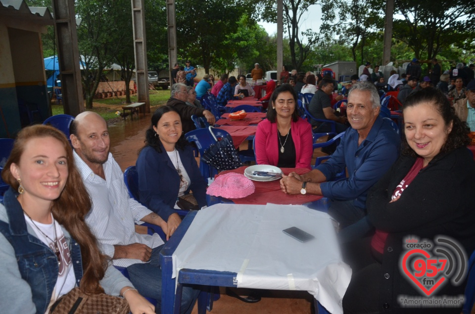 Costelão dançante no distrito do Bocajá