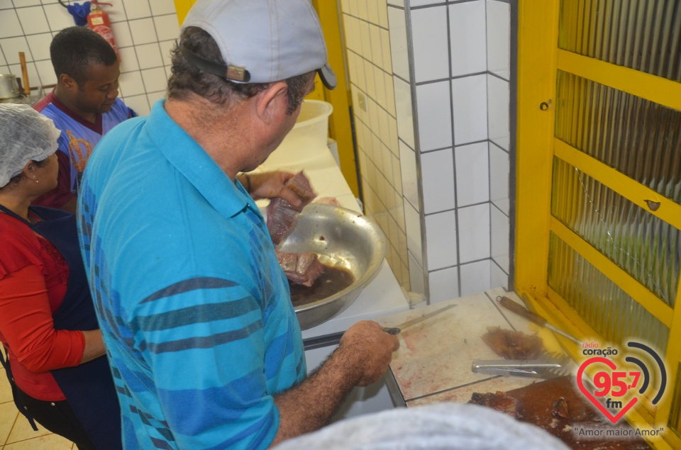 Costelão dançante no distrito do Bocajá
