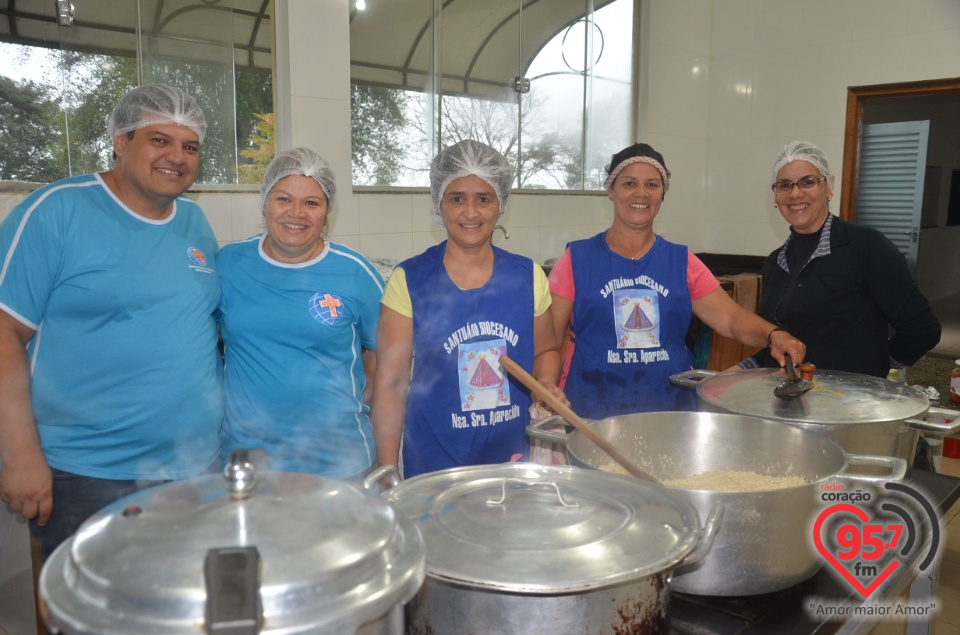 Romaria do Enchei-vos no Santuário Diocesano de N.Srª Aparecida