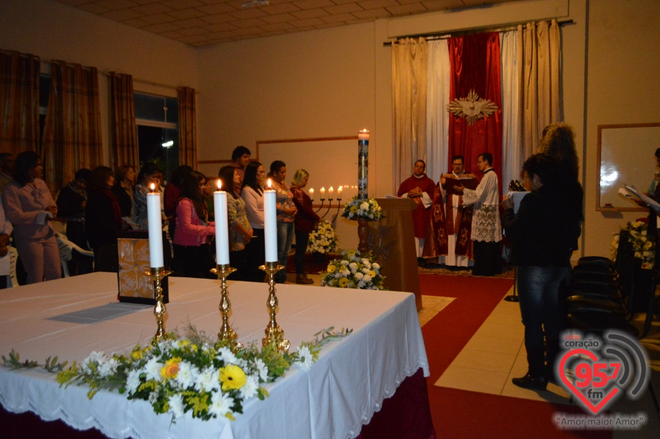 Fiéis realizam Vigília de Pentecostes da São José Operário até a Cristo Redentor