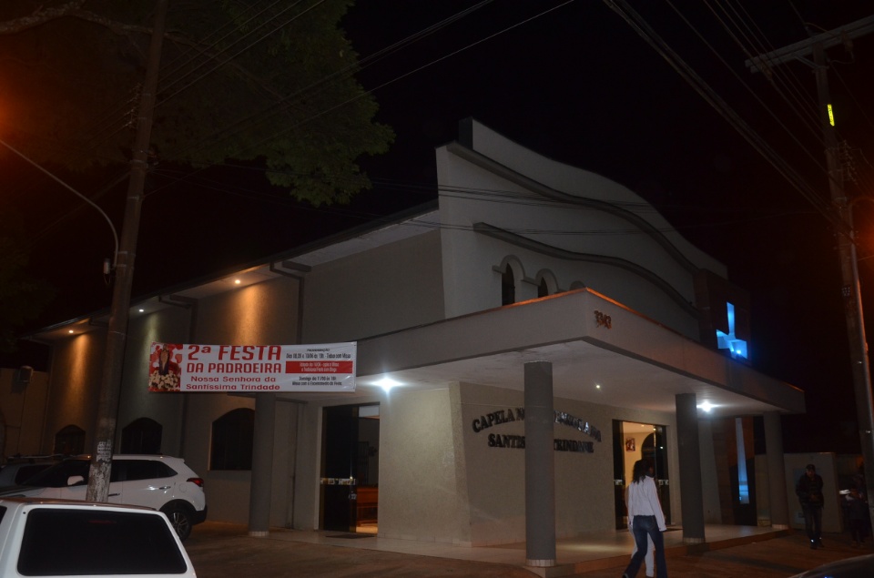 N.Sra. Santíssima Trindade - Missa com coroação e festejos juninos