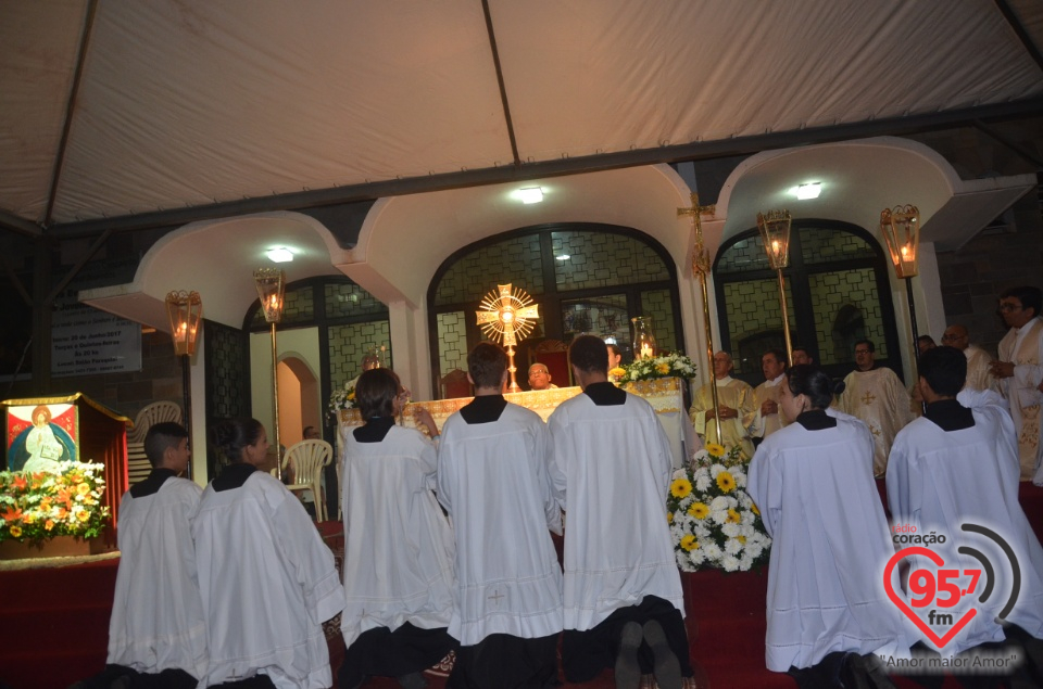 Multidão acompanha celebração de Corpus Christi na Catedral