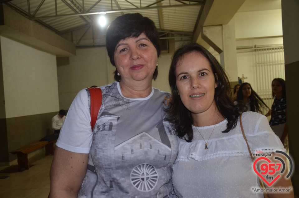 Multidão acompanha celebração de Corpus Christi na Catedral