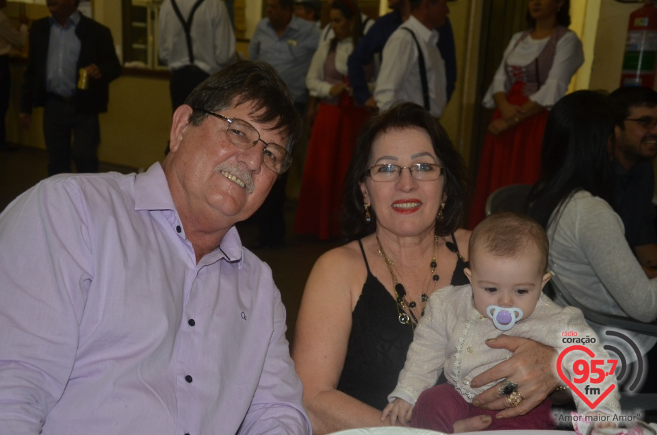 Dom Henrique prestigia 14° Jantar Italiano de Laguna Carapã