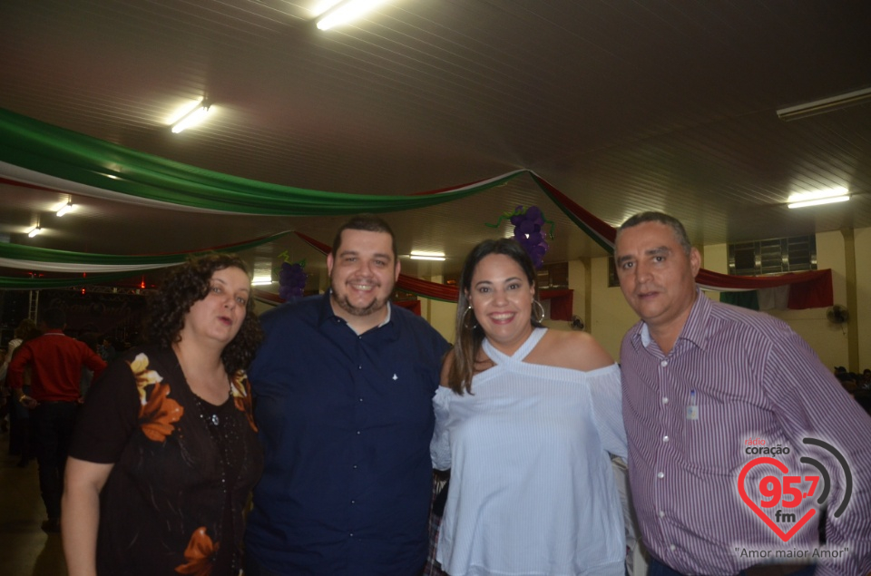 Dom Henrique prestigia 14° Jantar Italiano de Laguna Carapã