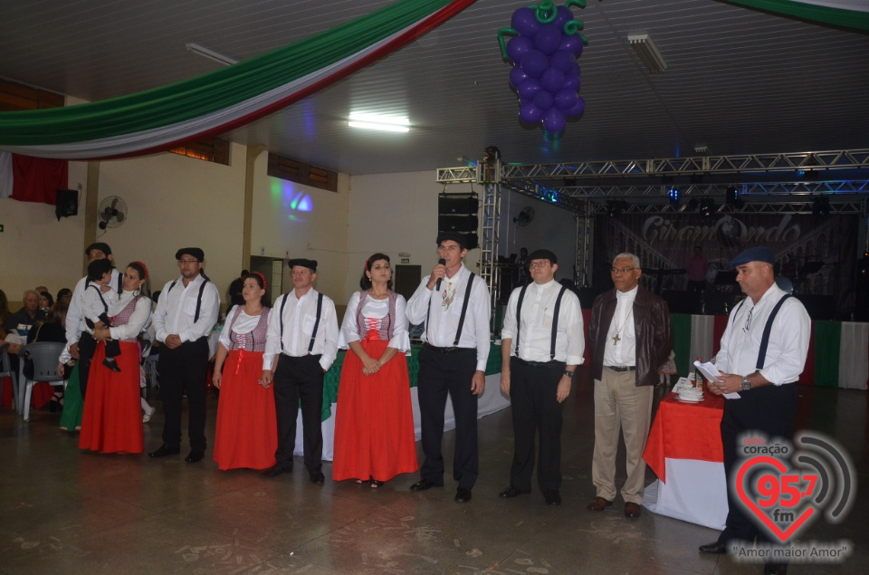 Dom Henrique prestigia 14° Jantar Italiano de Laguna Carapã
