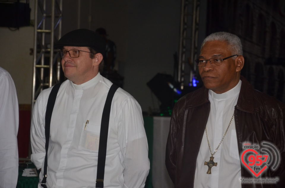 Dom Henrique prestigia 14° Jantar Italiano de Laguna Carapã