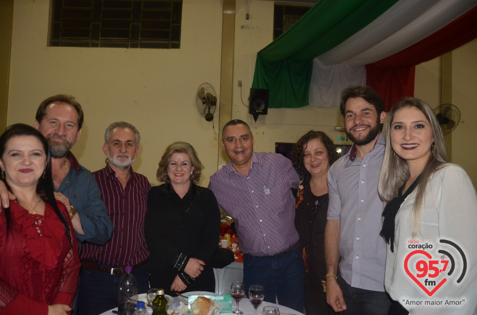 Dom Henrique prestigia 14° Jantar Italiano de Laguna Carapã