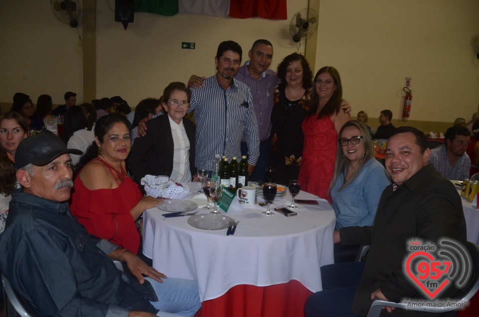 Dom Henrique prestigia 14° Jantar Italiano de Laguna Carapã