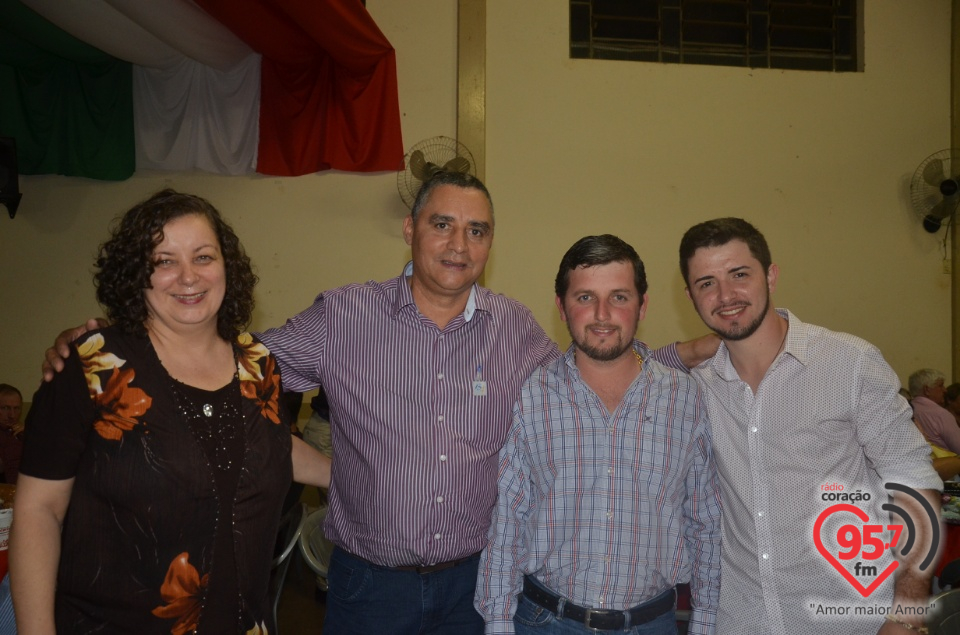 Dom Henrique prestigia 14° Jantar Italiano de Laguna Carapã
