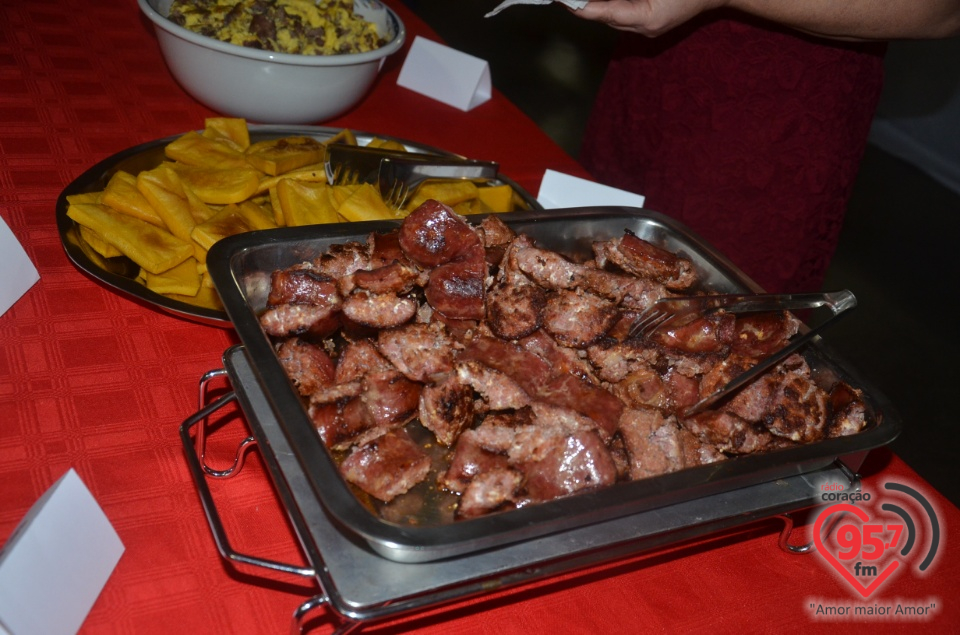 Dom Henrique prestigia 14° Jantar Italiano de Laguna Carapã