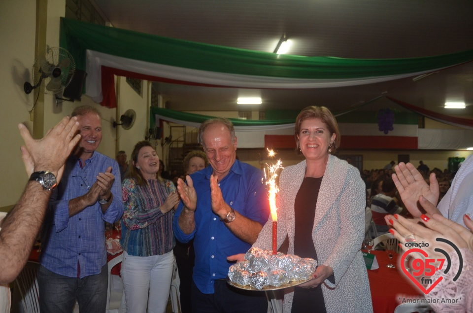 Dom Henrique prestigia 14° Jantar Italiano de Laguna Carapã