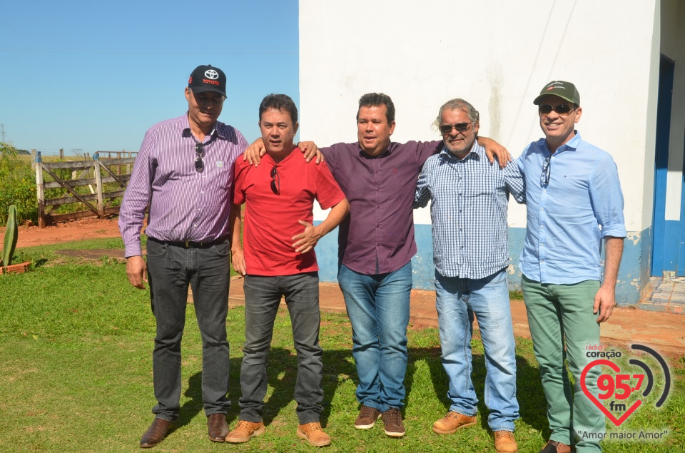 Confraternização e boas vindas aos funcionários e amigos do Sr. Osmar Caires
