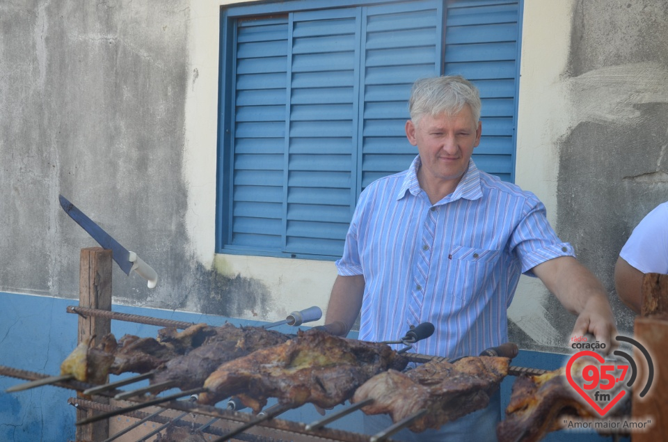 Confraternização e boas vindas aos funcionários e amigos do Sr. Osmar Caires