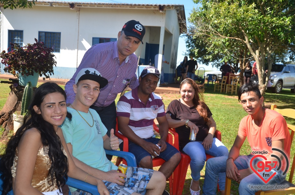 Confraternização e boas vindas aos funcionários e amigos do Sr. Osmar Caires