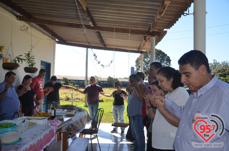 Confraternização e boas vindas aos funcionários e amigos do Sr. Osmar Caires