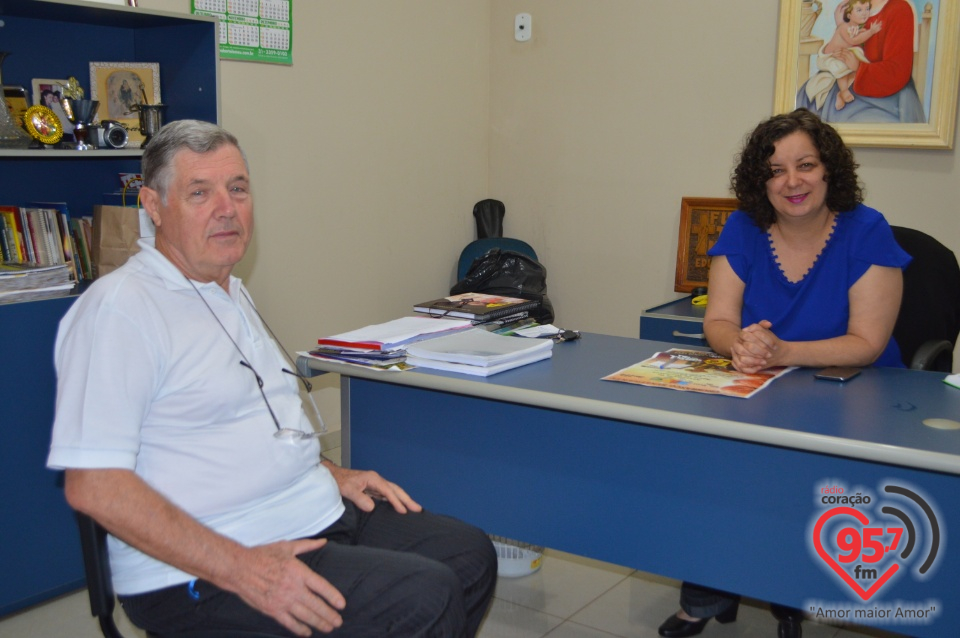 Pe. André Giusette visita Rádio Coração