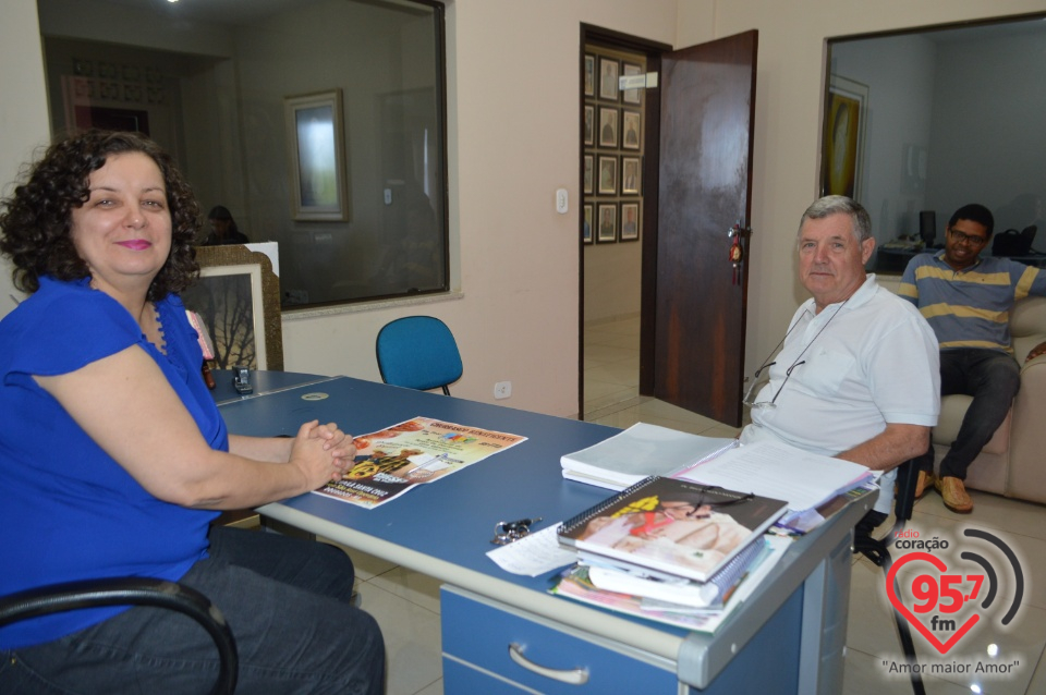Pe. André Giusette visita Rádio Coração