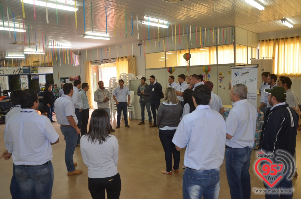 Coamo realiza reunião com cooperados no entreposto Dourados