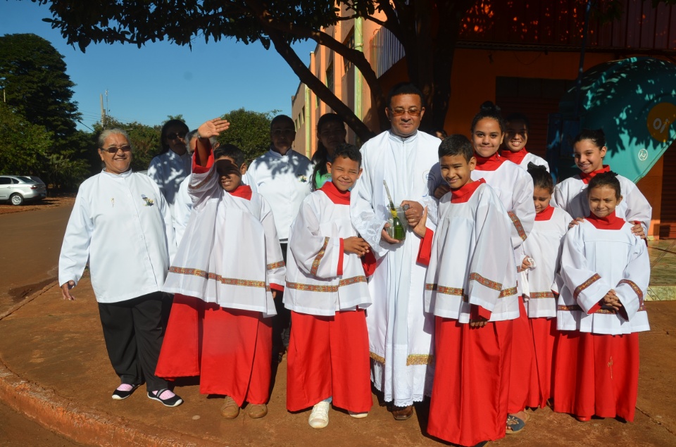 Dom Henrique preside missa em ação de graças a N. Srª do Carmo