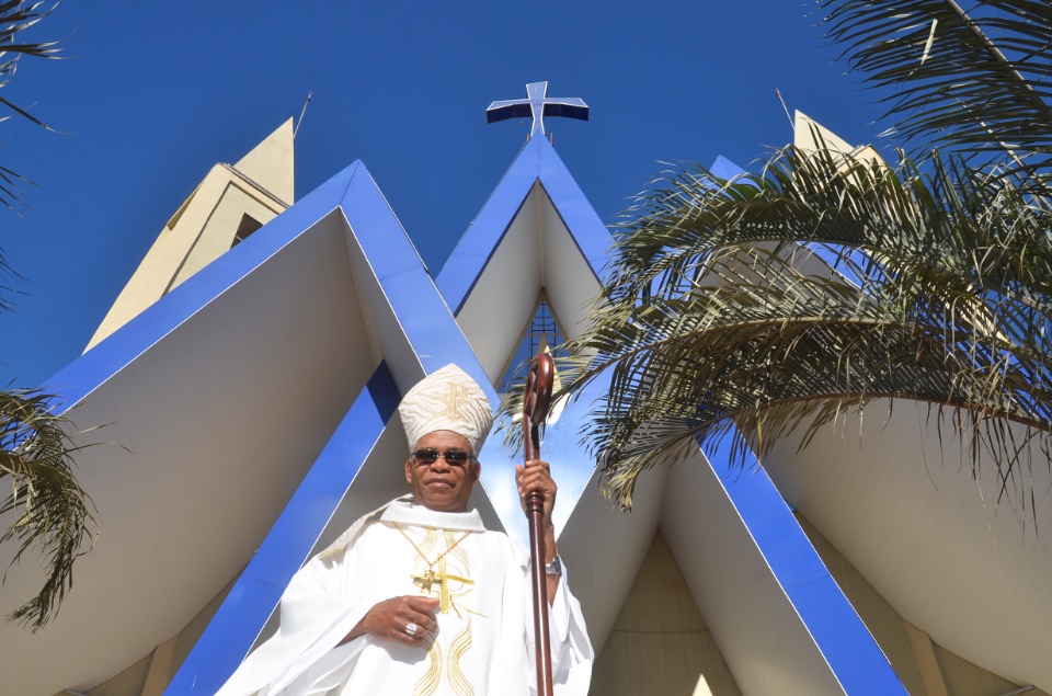 Dom Henrique preside missa em ação de graças a N. Srª do Carmo