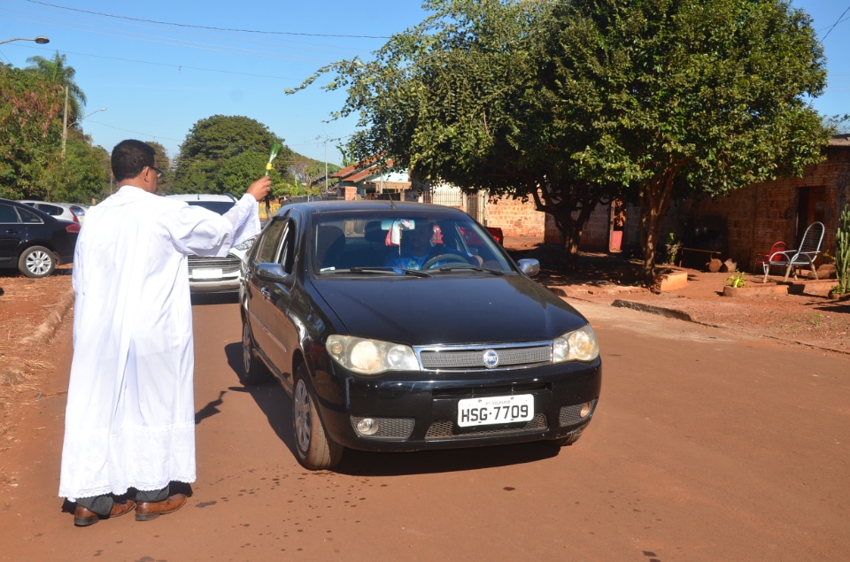 Dom Henrique preside missa em ação de graças a N. Srª do Carmo