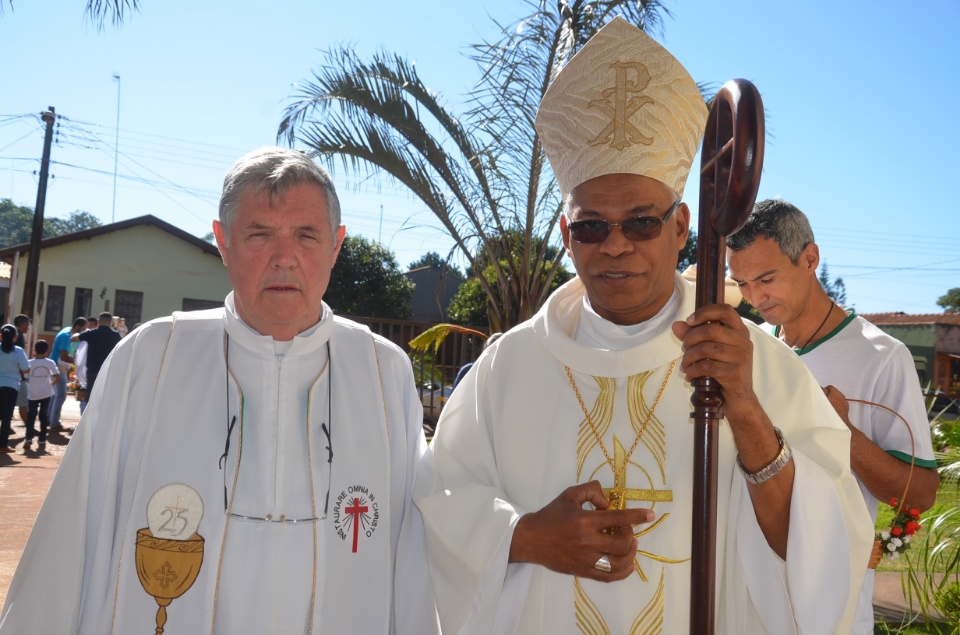 Dom Henrique preside missa em ação de graças a N. Srª do Carmo