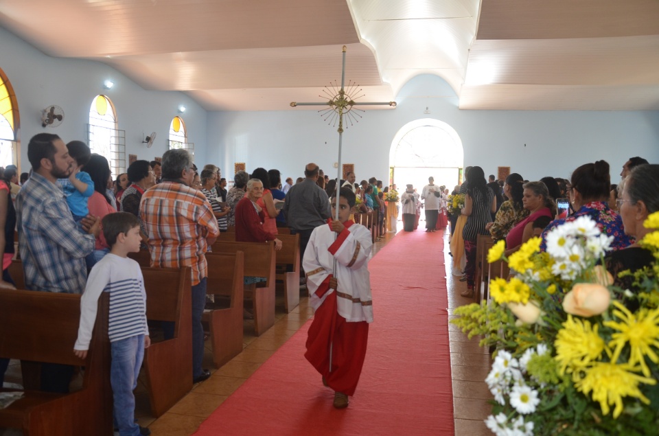 Dom Henrique preside missa em ação de graças a N. Srª do Carmo