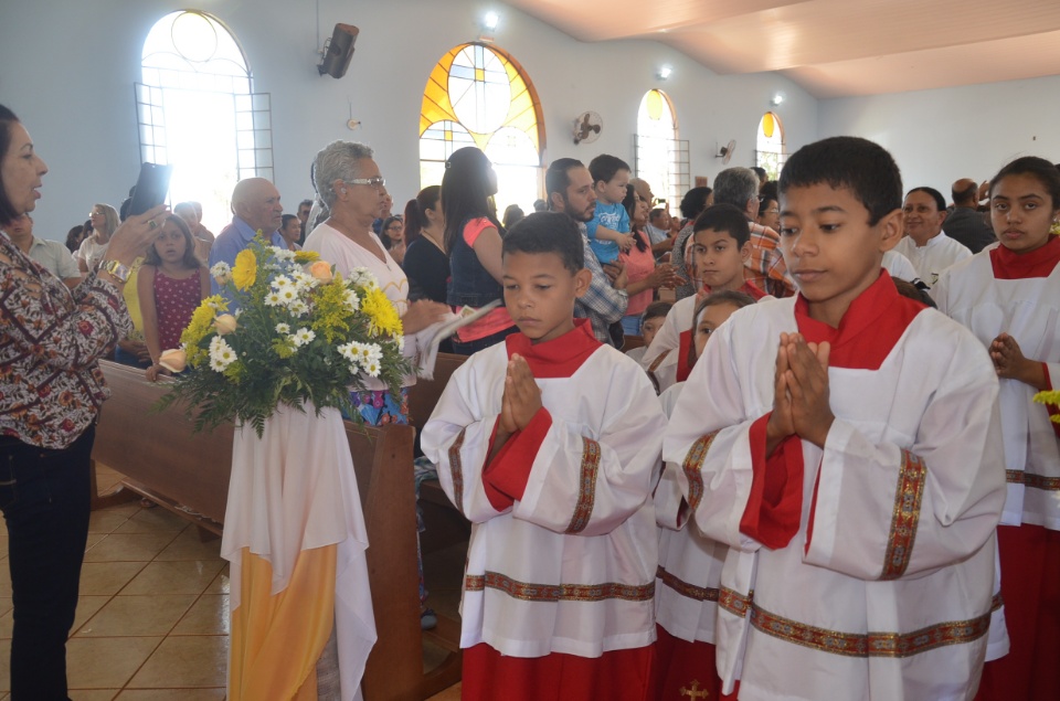 Dom Henrique preside missa em ação de graças a N. Srª do Carmo