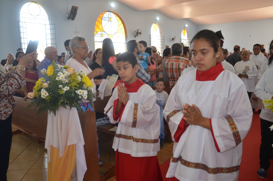 Dom Henrique preside missa em ação de graças a N. Srª do Carmo