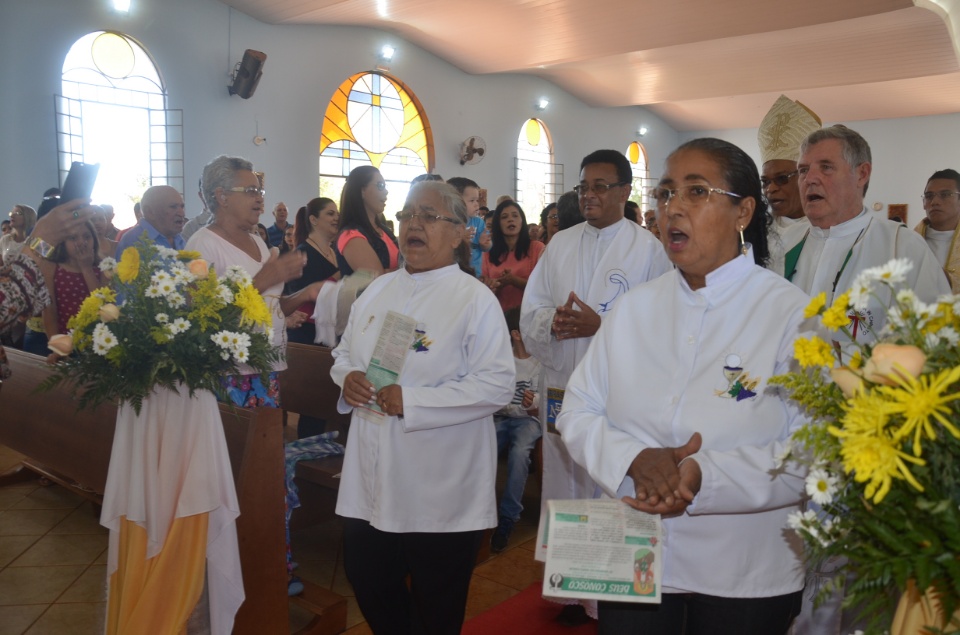 Dom Henrique preside missa em ação de graças a N. Srª do Carmo
