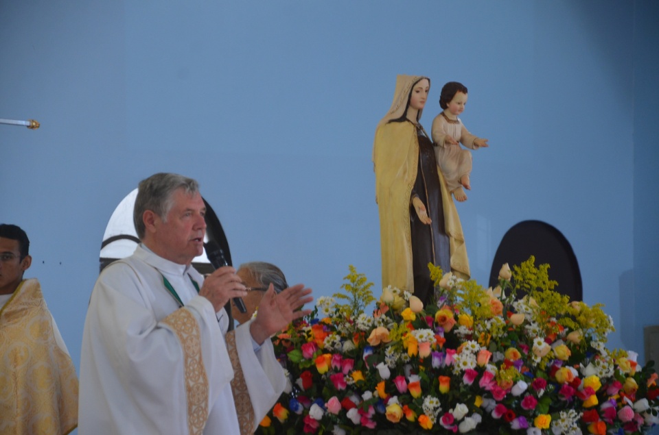 Dom Henrique preside missa em ação de graças a N. Srª do Carmo