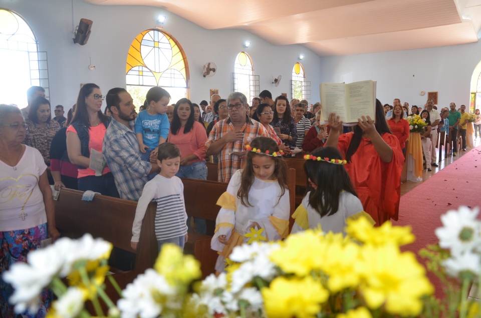 Dom Henrique preside missa em ação de graças a N. Srª do Carmo