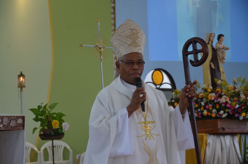 Dom Henrique preside missa em ação de graças a N. Srª do Carmo