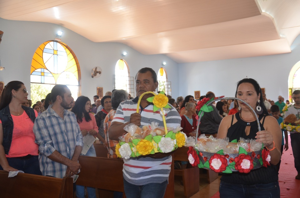 Dom Henrique preside missa em ação de graças a N. Srª do Carmo