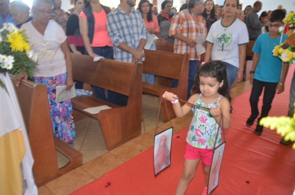 Dom Henrique preside missa em ação de graças a N. Srª do Carmo